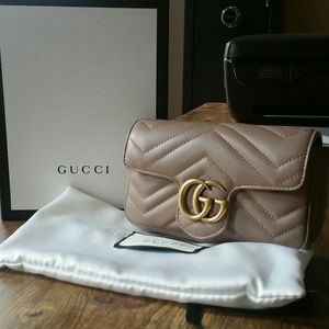 Authentic Gucci super mini Apollo bag